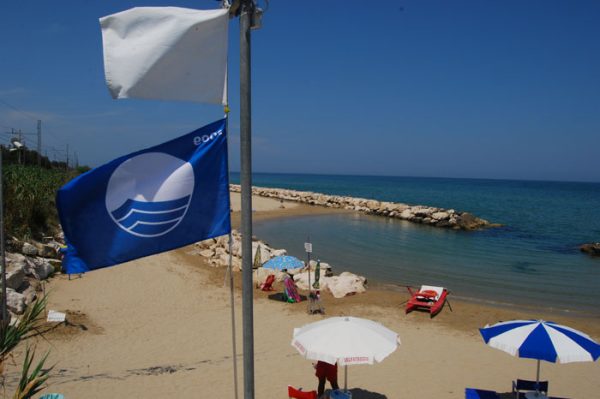 La spiaggia La spiaggia